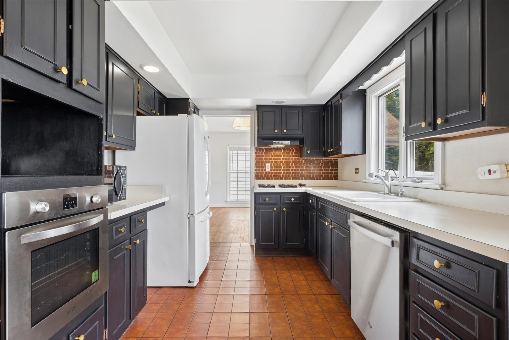 5309 Central Avenue Property Photo 5