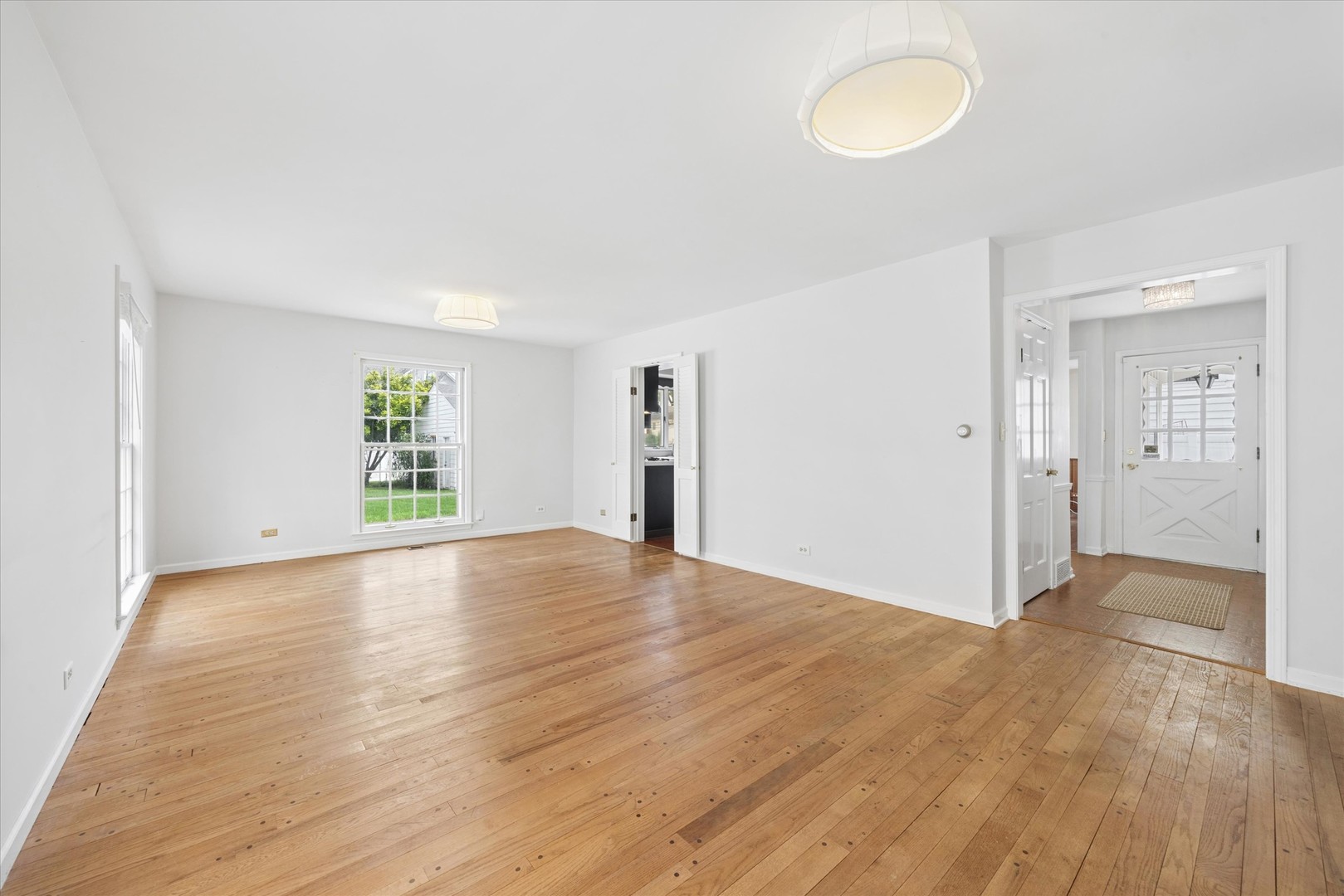 5309 Central Avenue Property Photo 7