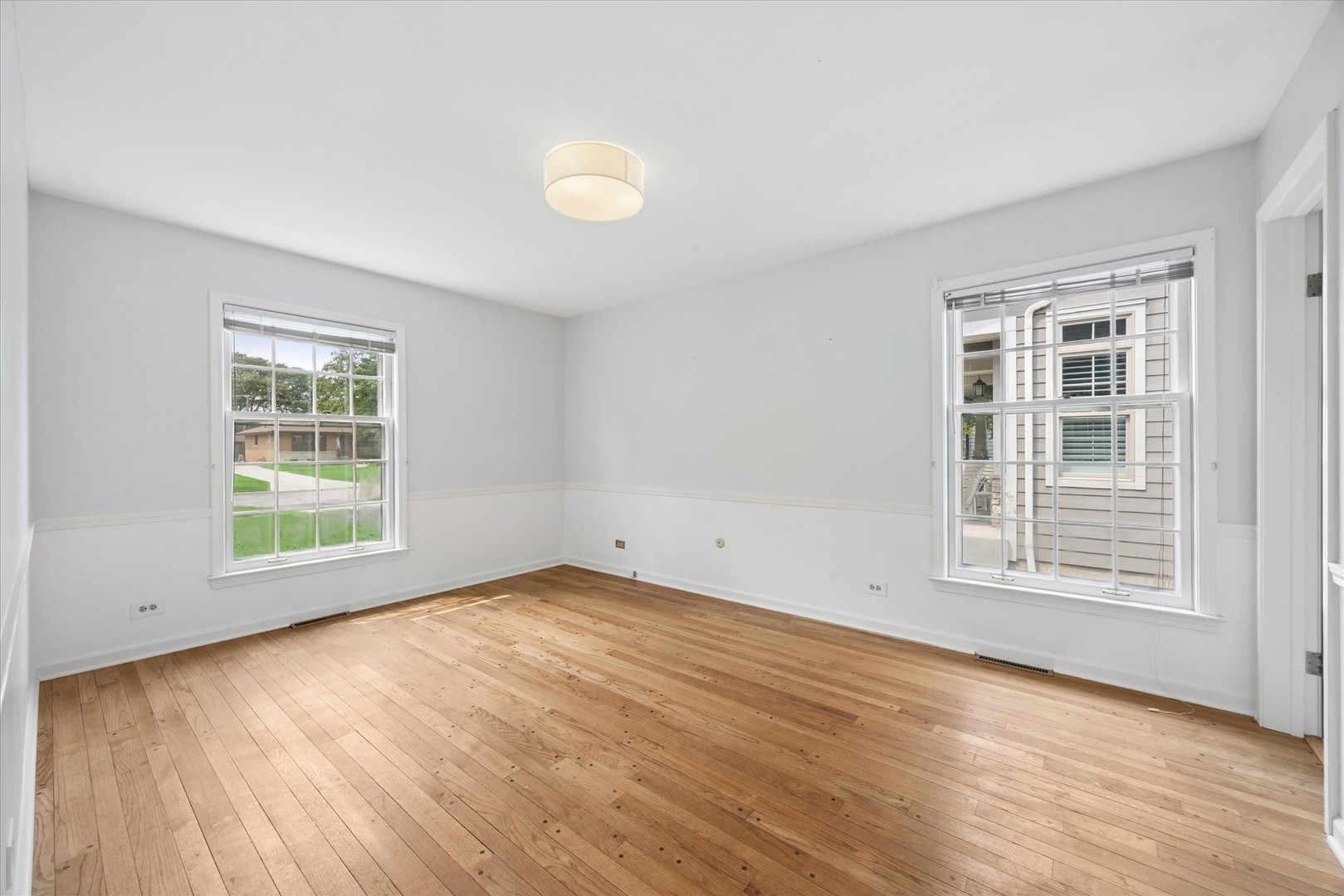 5309 Central Avenue Property Photo 9