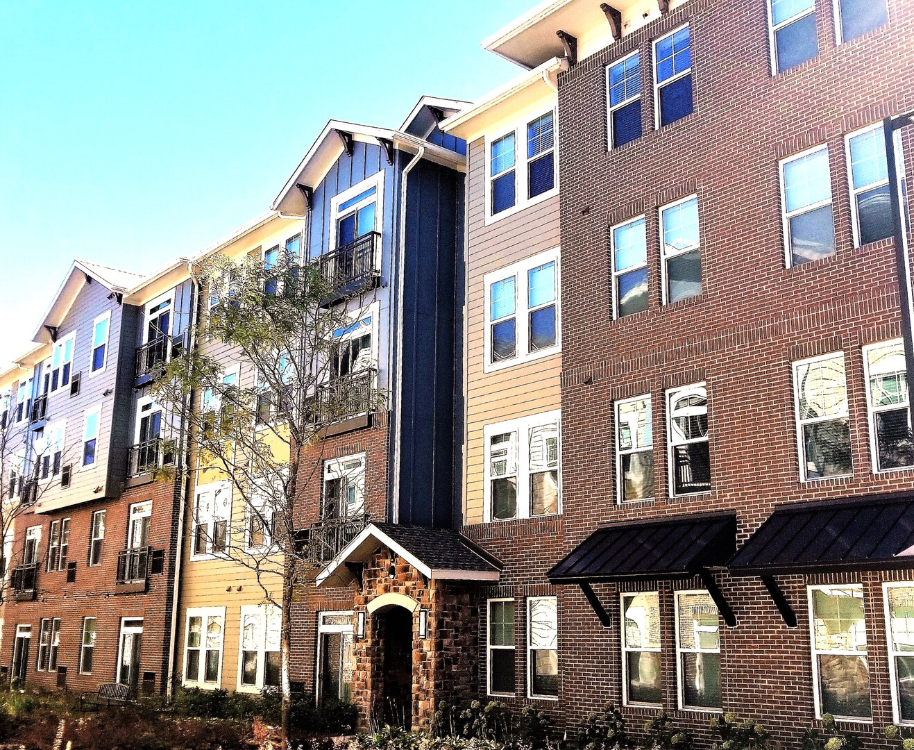 690 E Algonquin Road 2413 Property Photo 1