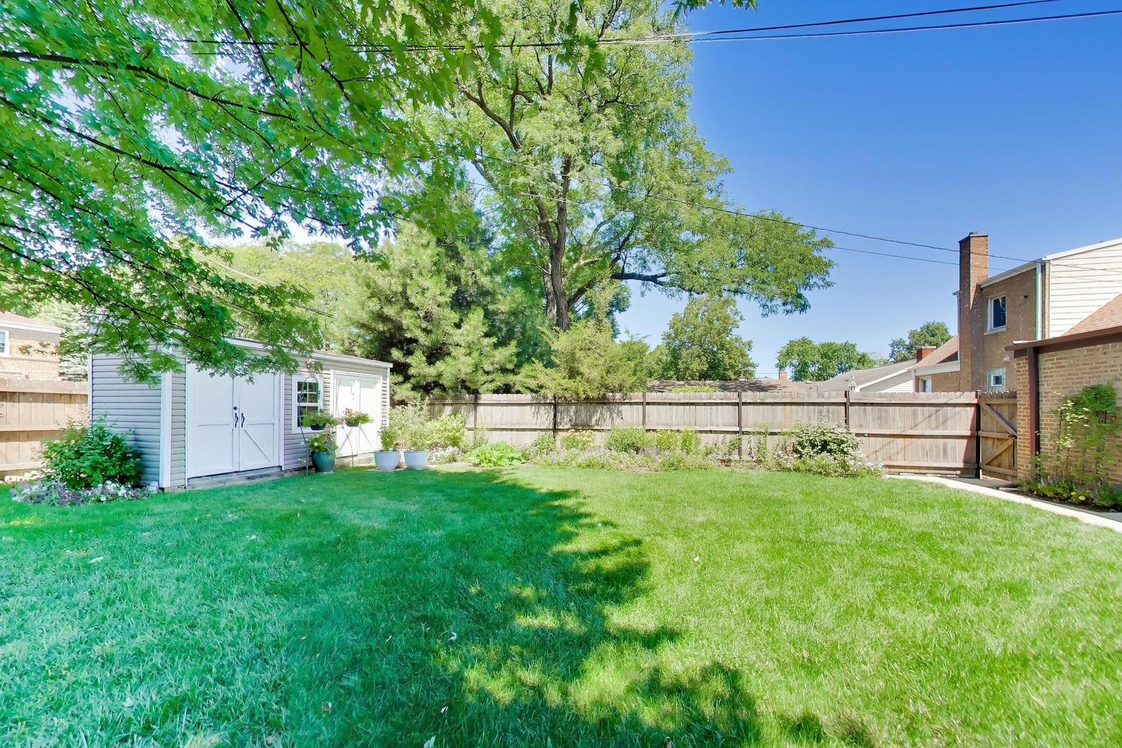 8312 N Oketo Avenue Property Photo 25