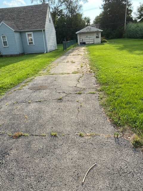 424 N Elmwood Avenue Property Photo 4