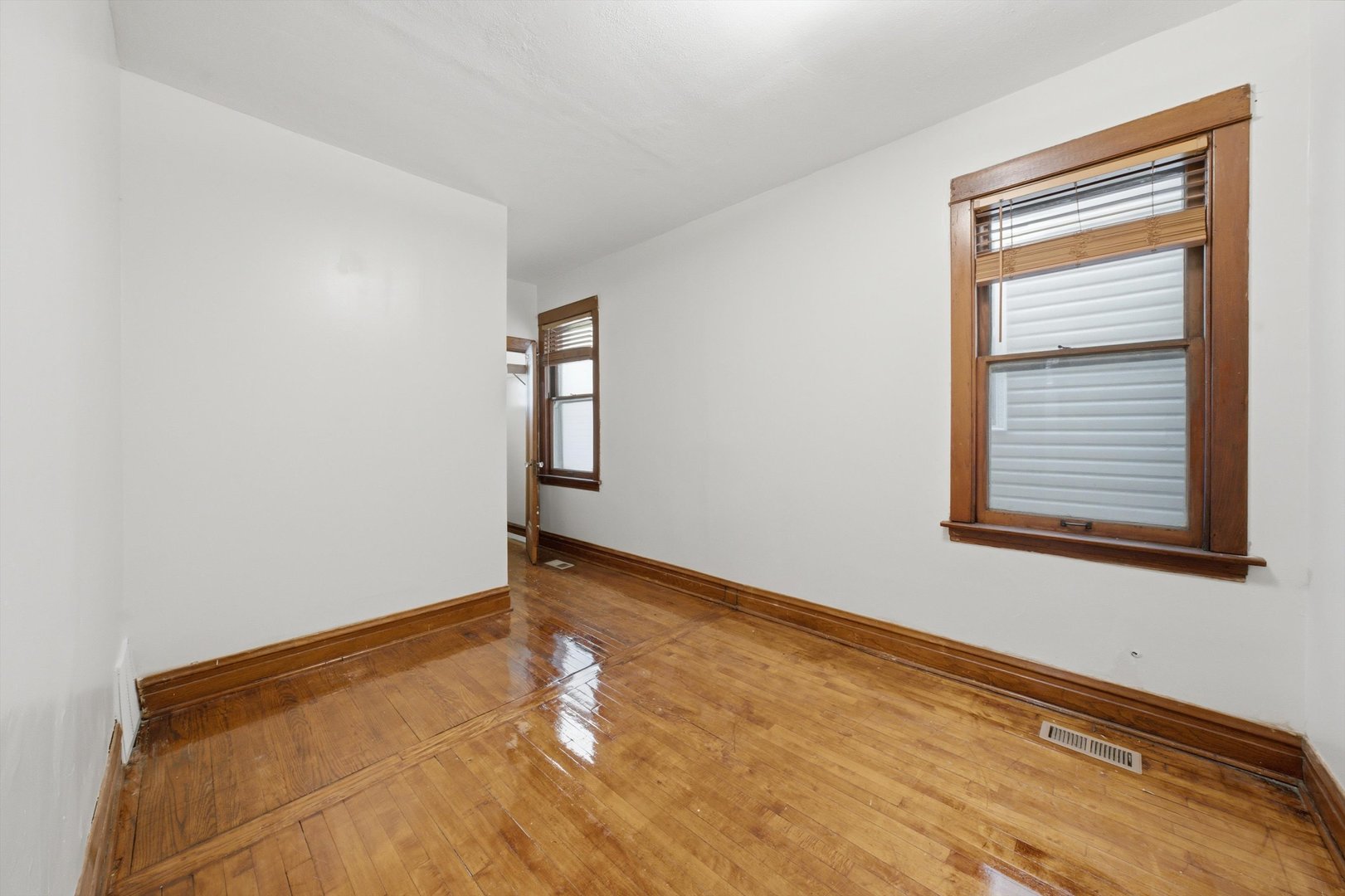 5234 W 30th Place Property Photo 19