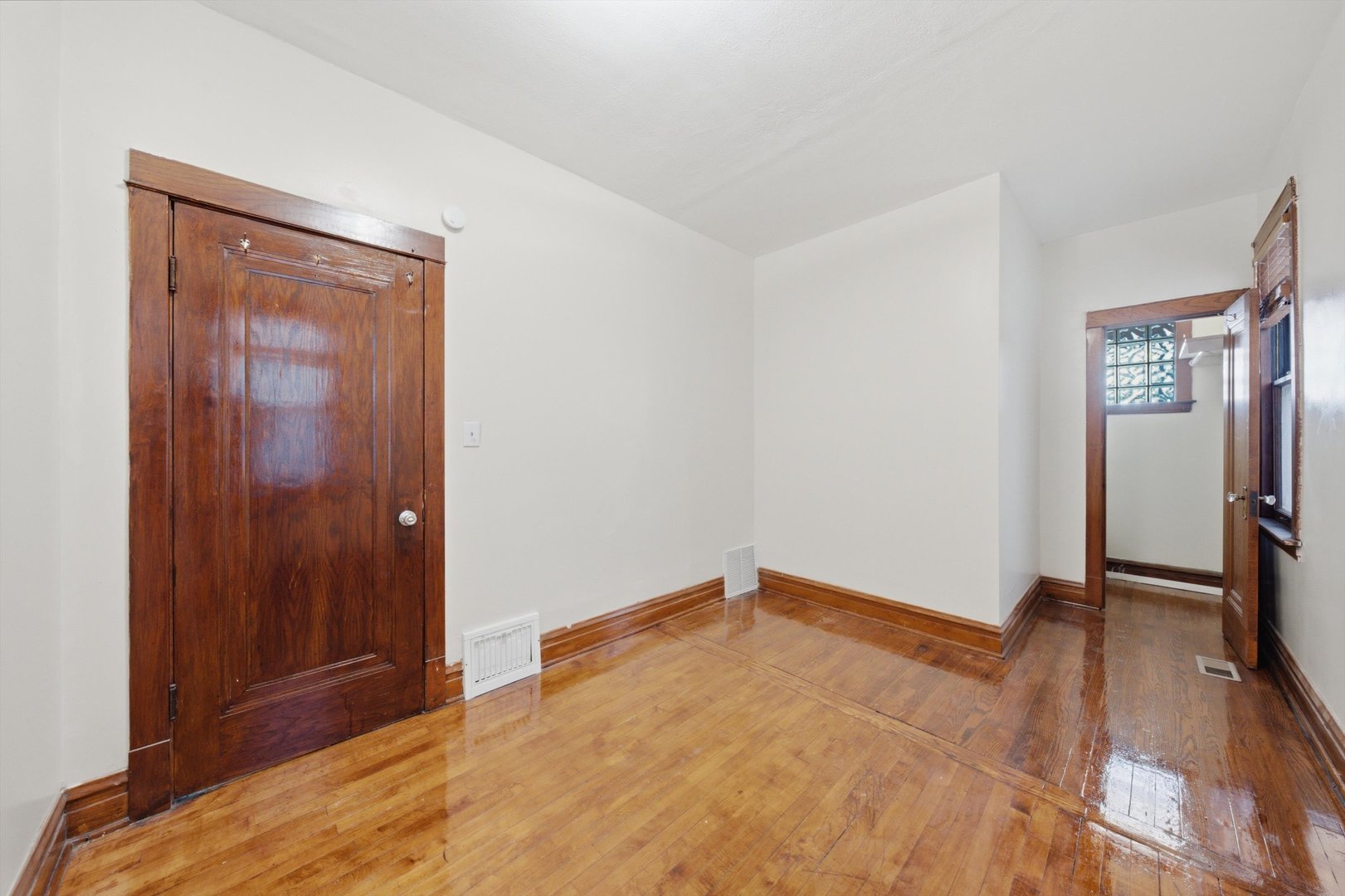 5234 W 30th Place Property Photo 20