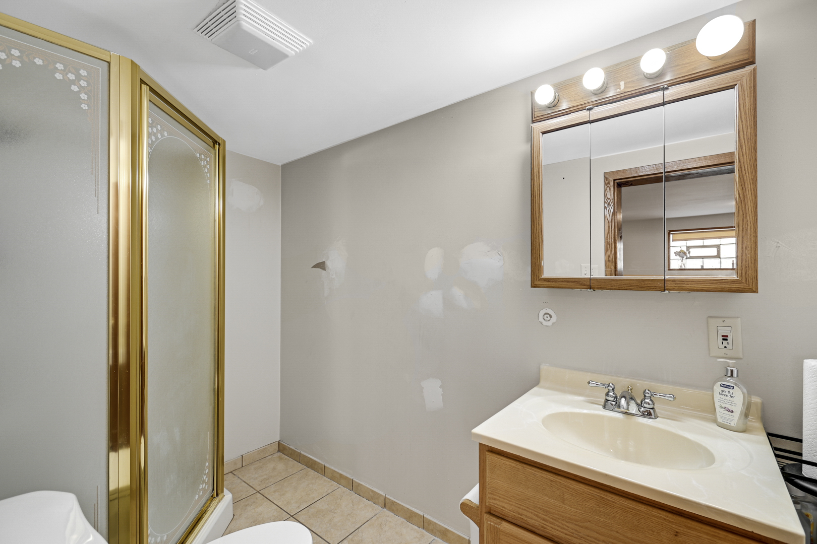 380 Bensley Avenue Property Photo 11