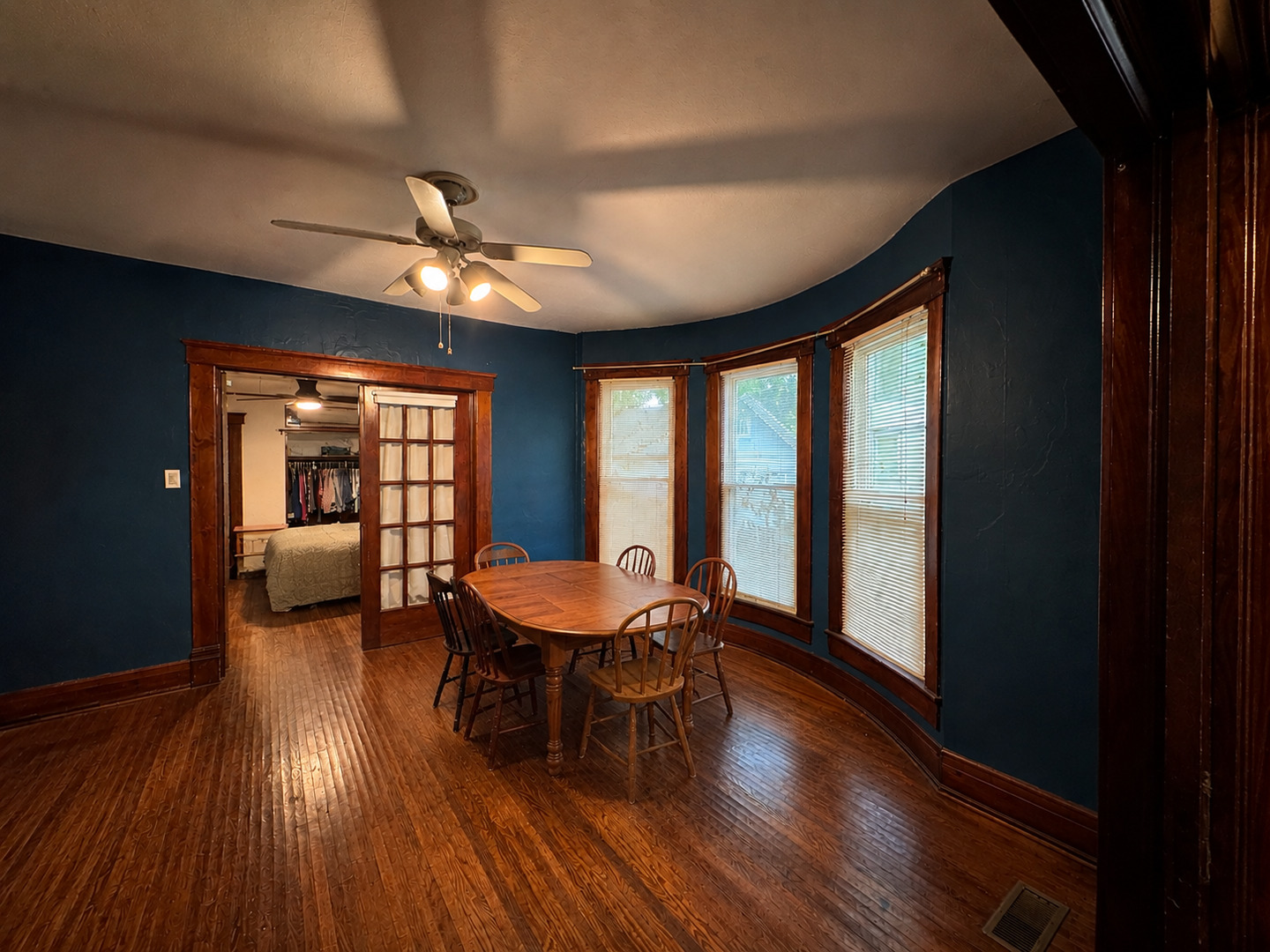 408 W Healey Street Property Photo 7
