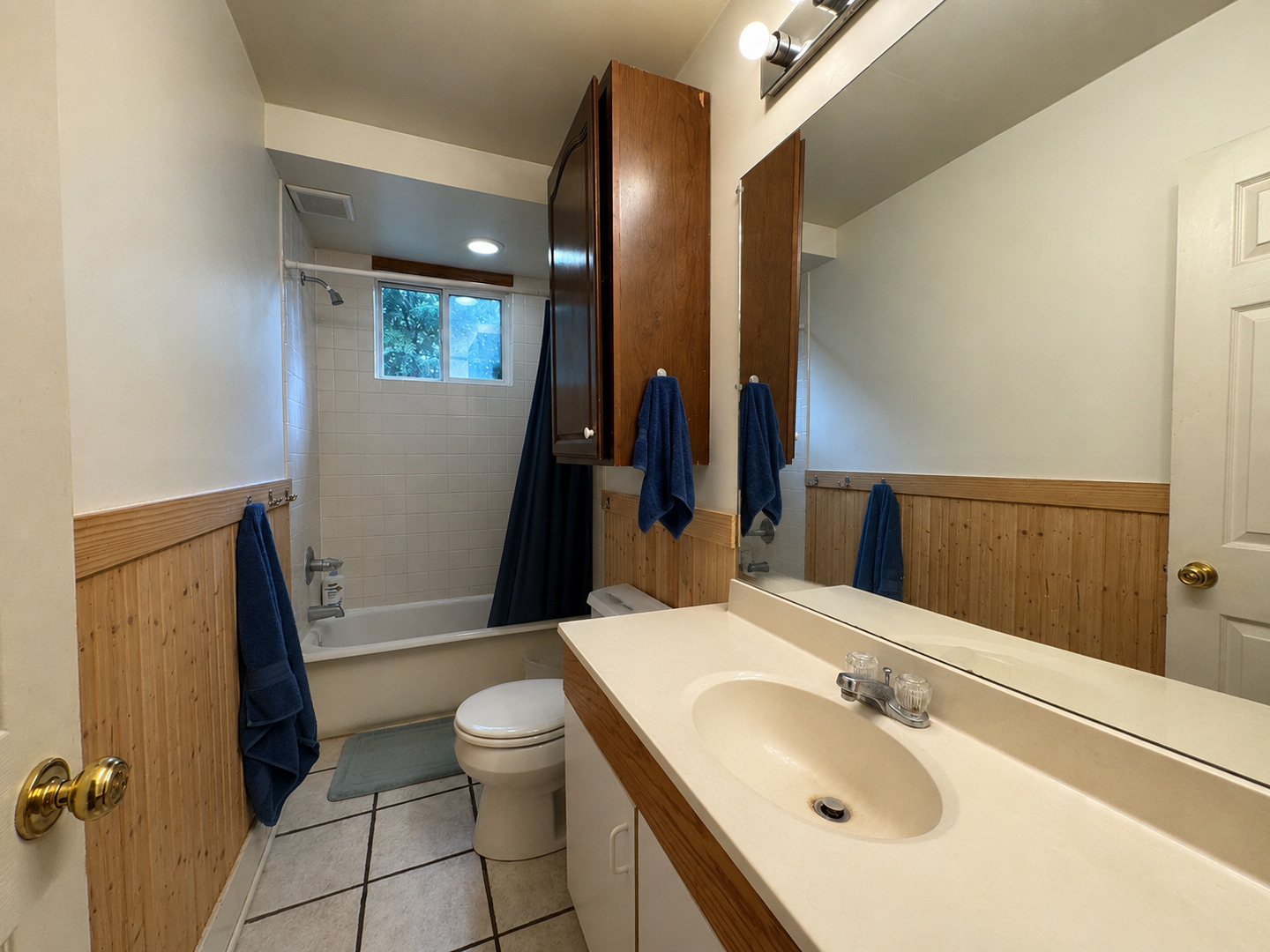408 W Healey Street Property Photo 12
