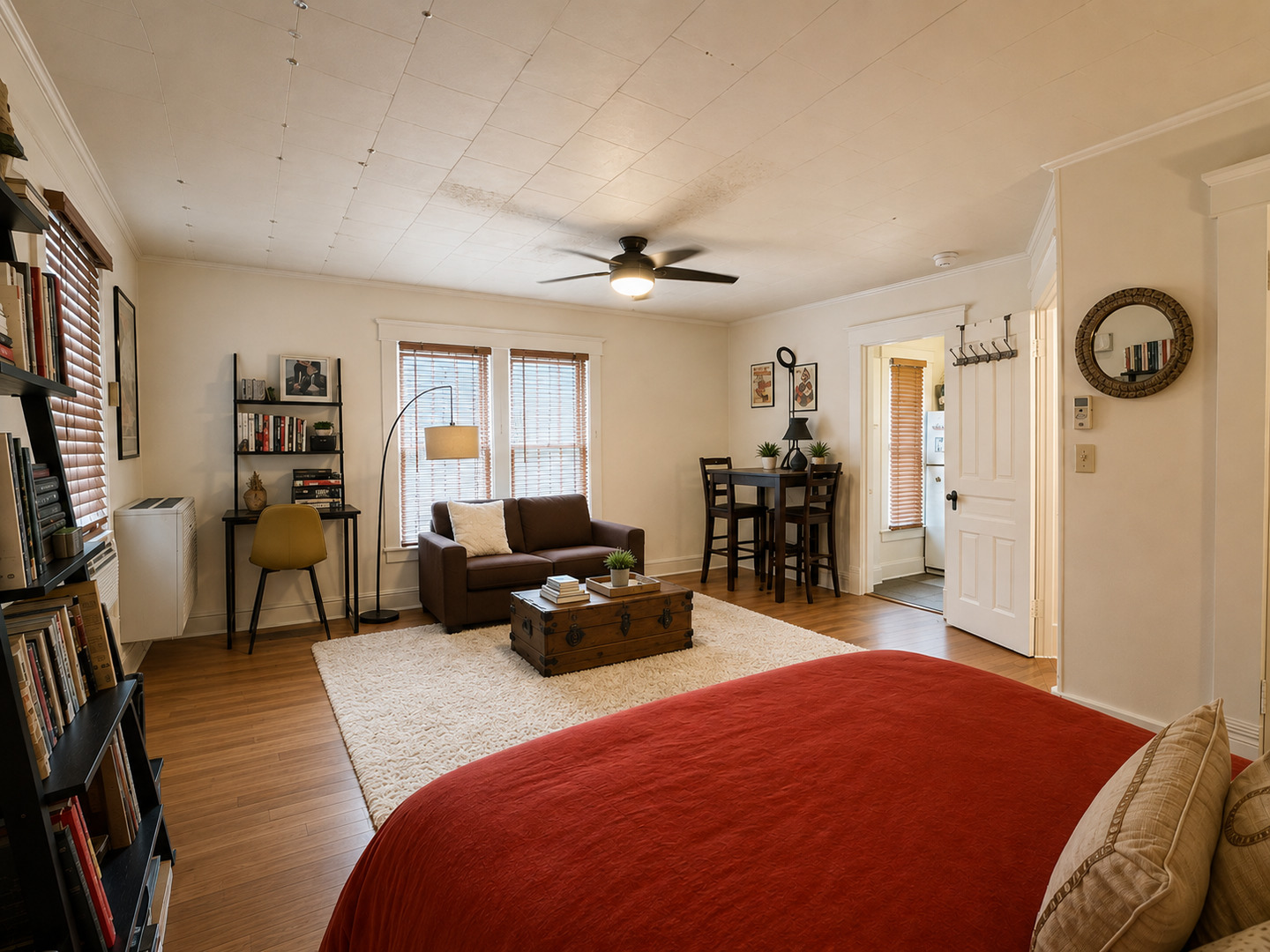 408 W Healey Street Property Photo 18
