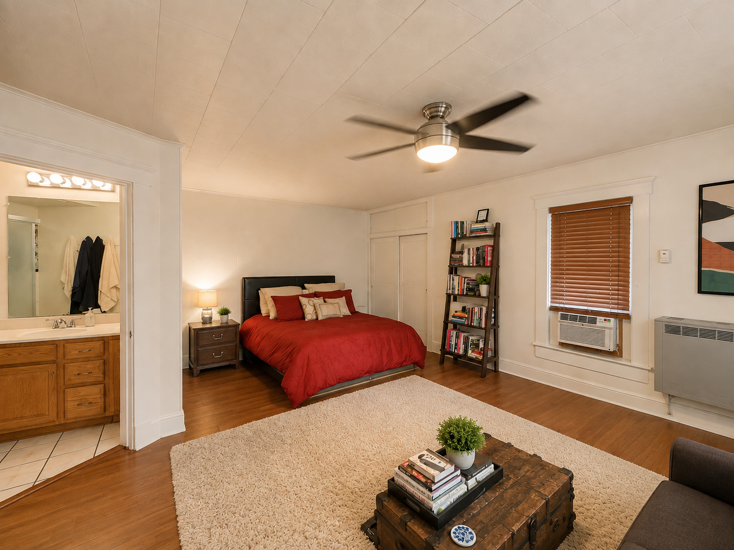 408 W Healey Street Property Photo 19