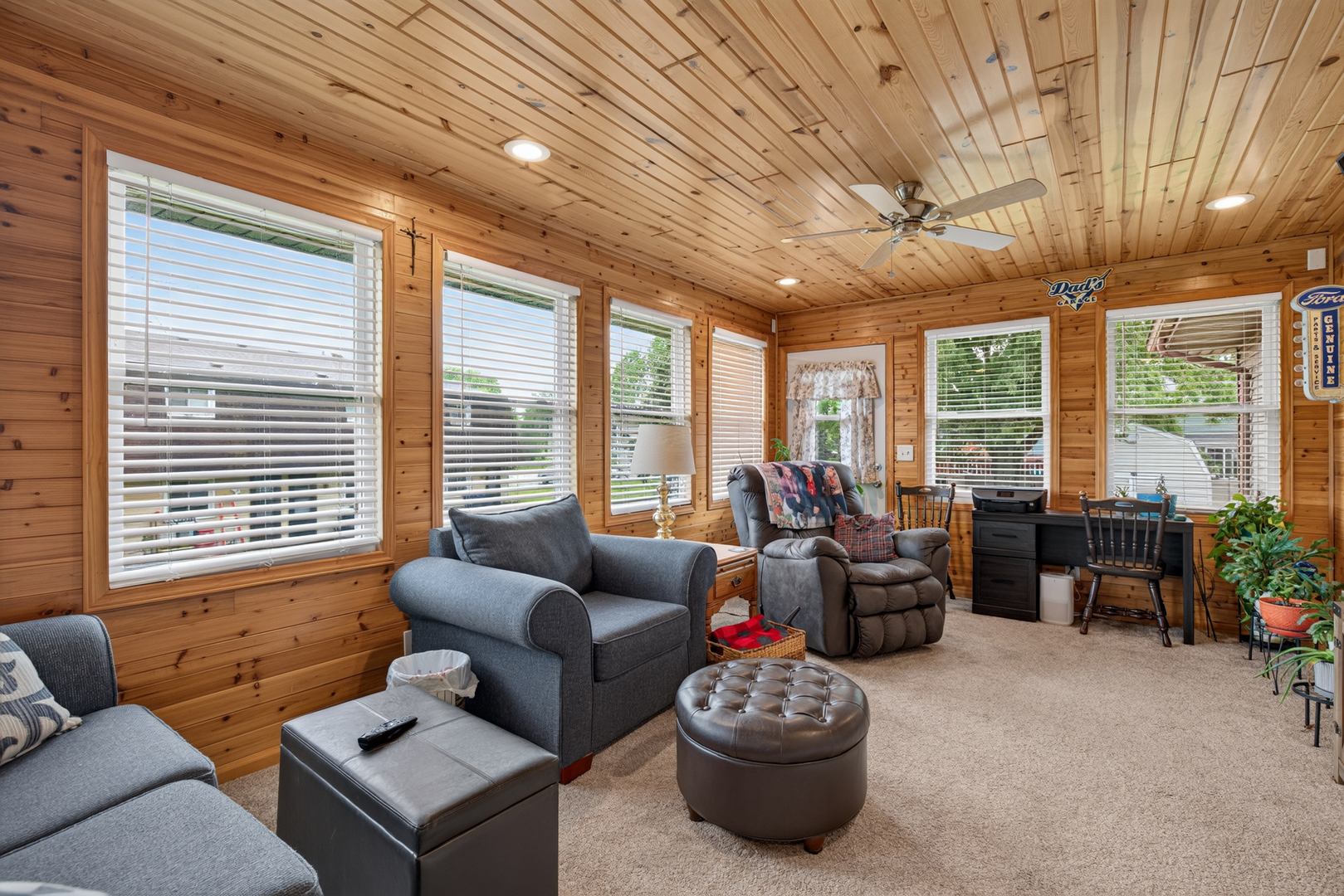 103 Deerpath Drive Property Photo 11