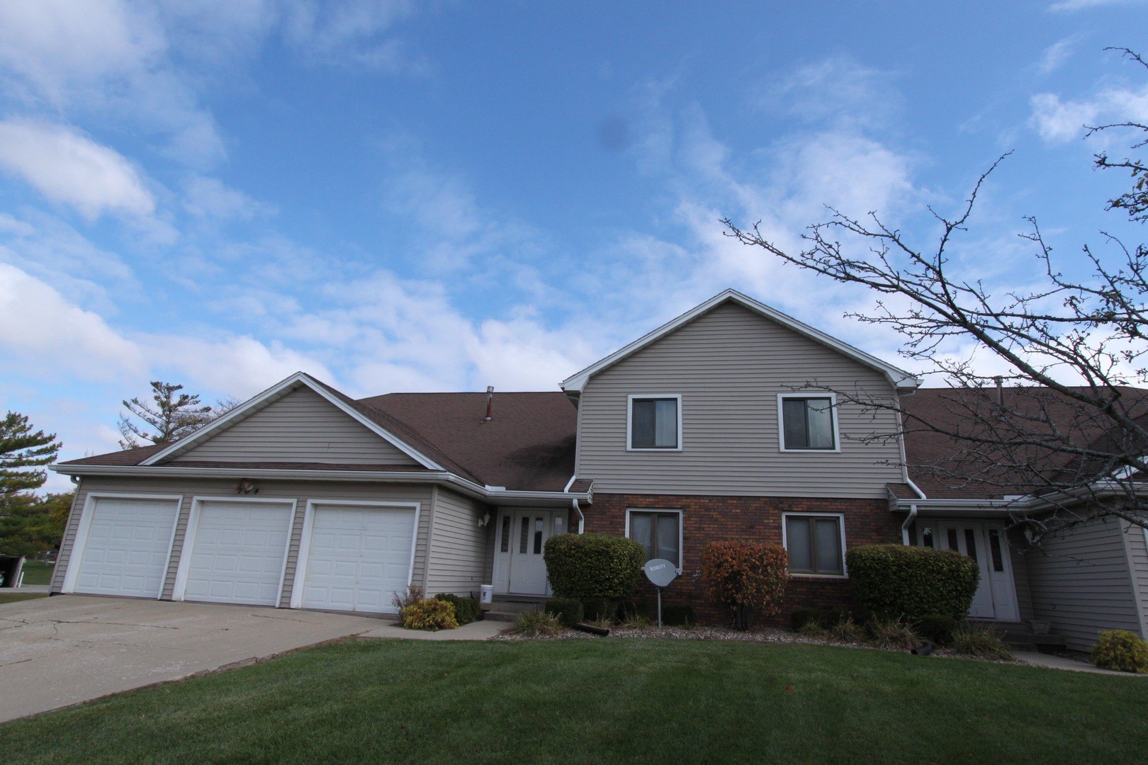 104 N Orr Drive 2 Property Photo 1