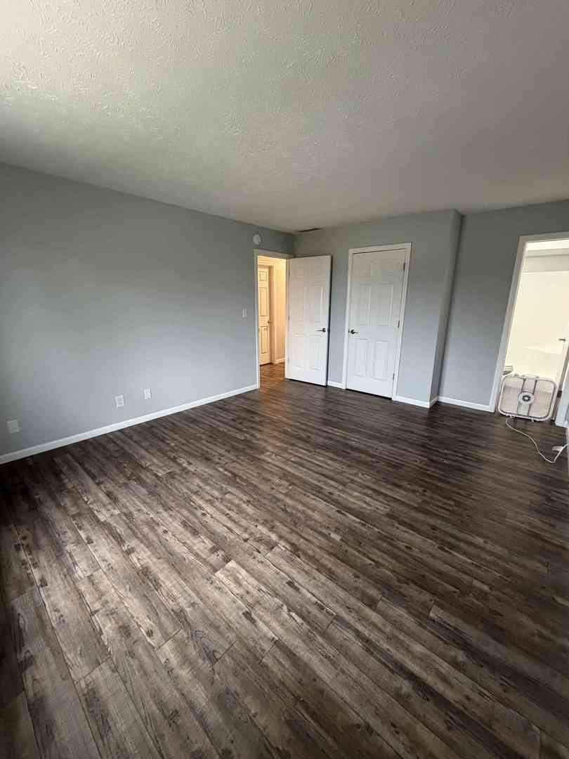 104 N Orr Drive 2 Property Photo 18