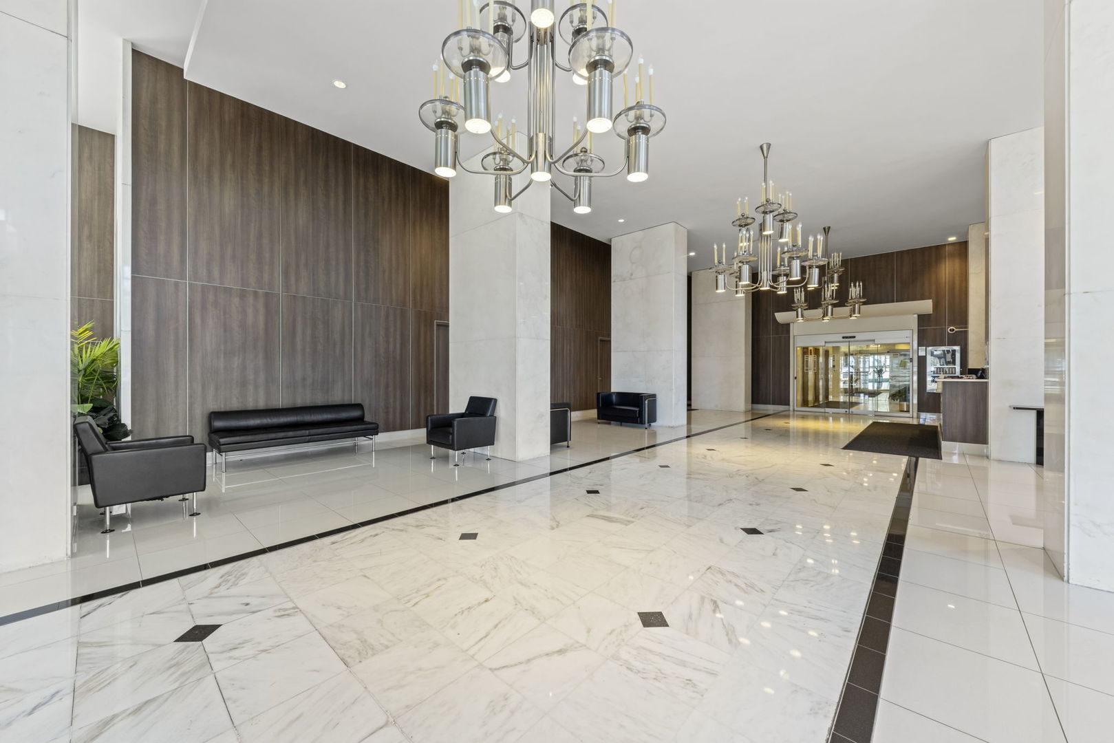 1550 N Lake Shore Drive 17b Property Photo 27