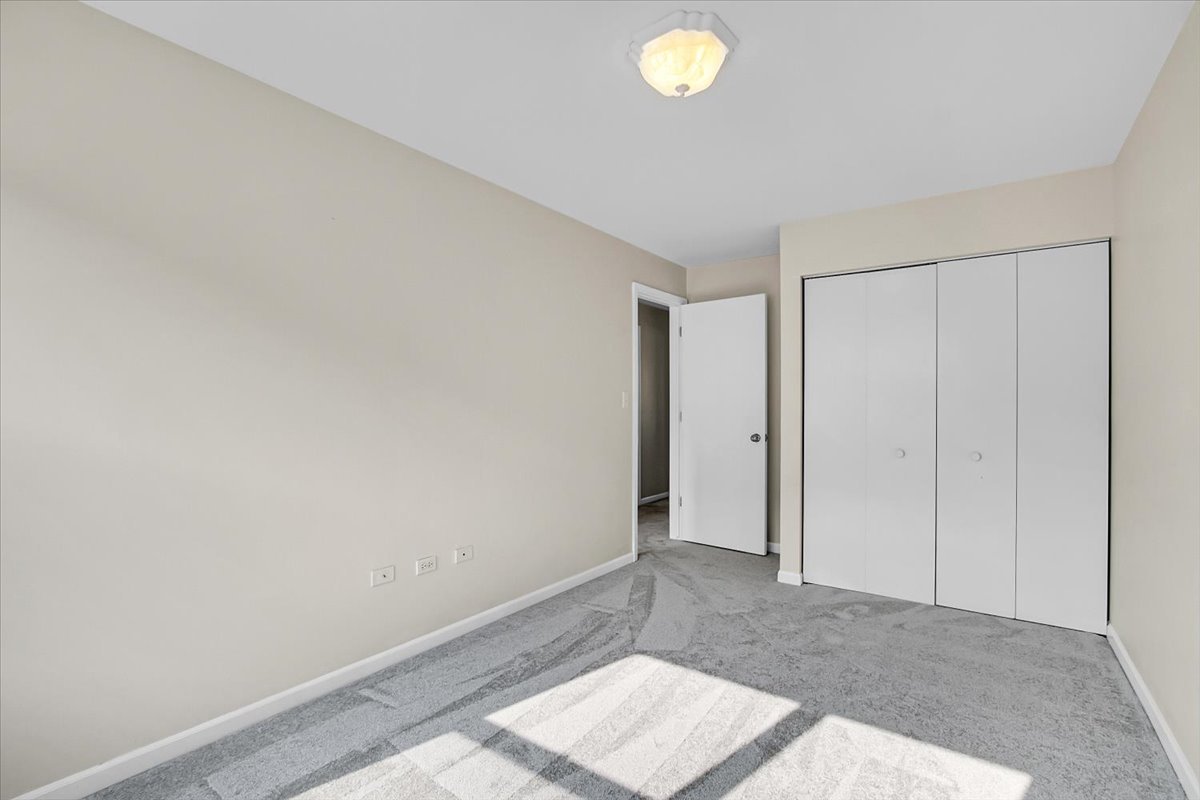 2241 S Archer Avenue 3 Property Photo 11