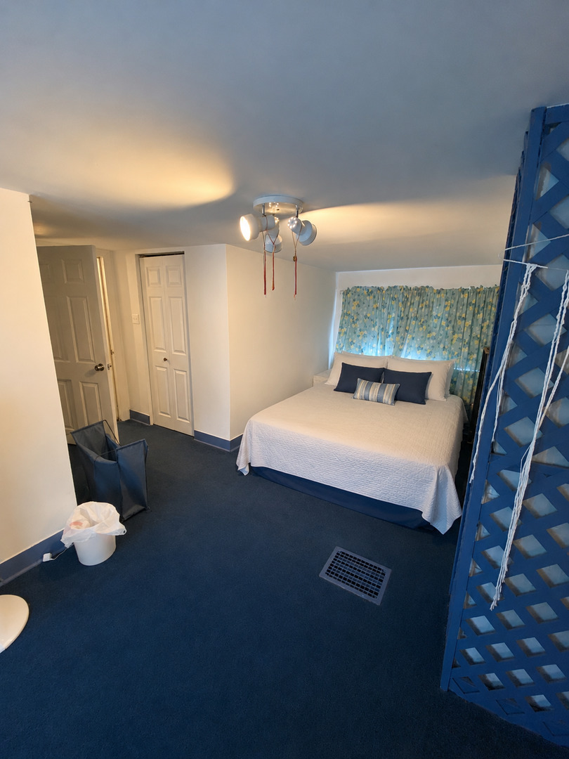 1035 Dover Street Property Photo 13