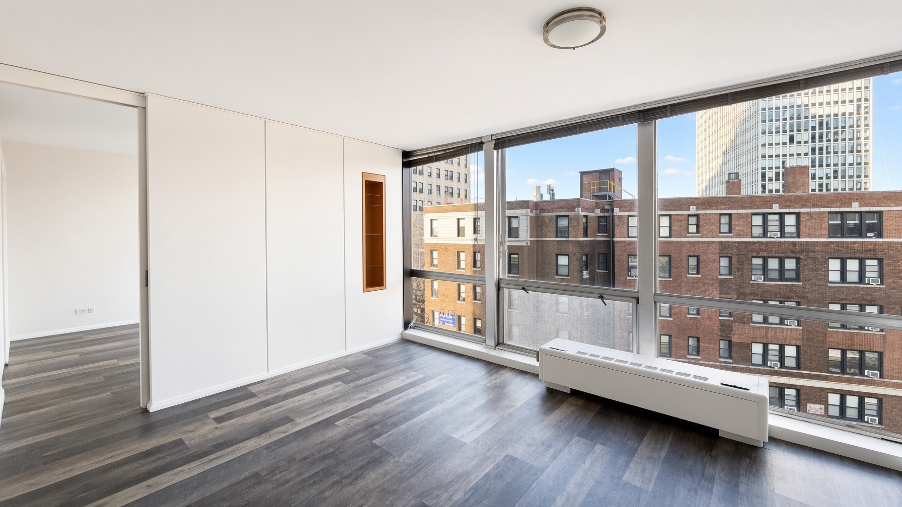 2400 N Lakeview Avenue 614-15 Property Photo 7