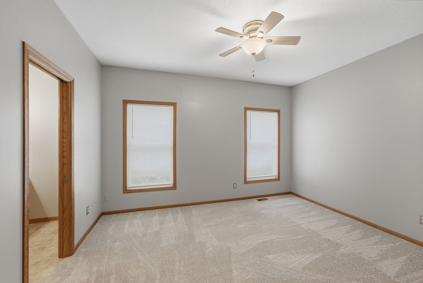 4626 Kelling Street Property Photo 18