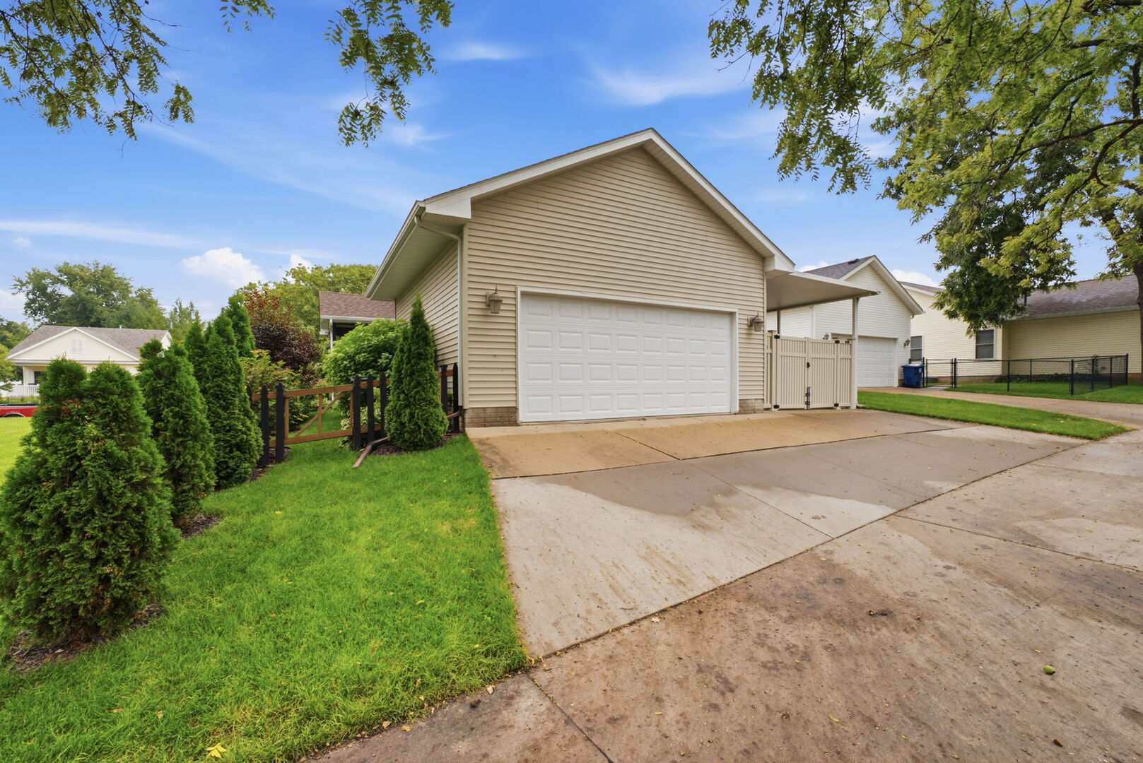 4626 Kelling Street Property Photo 33