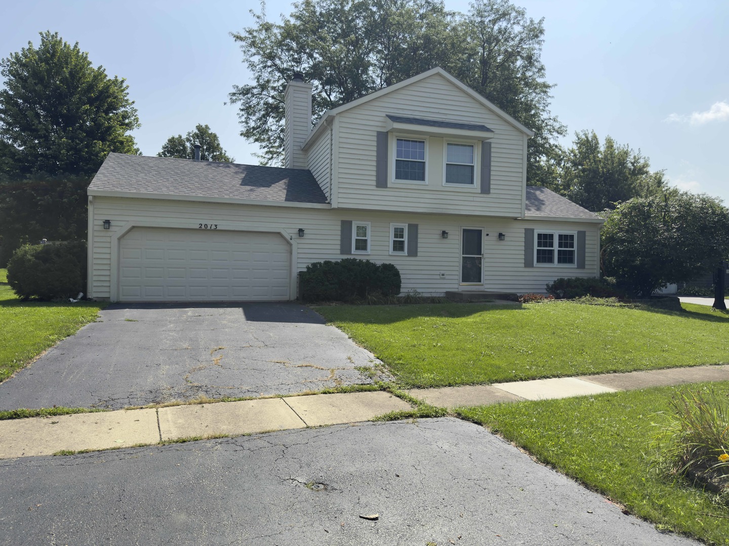 2013 Vanderbilt Court Property Photo 1