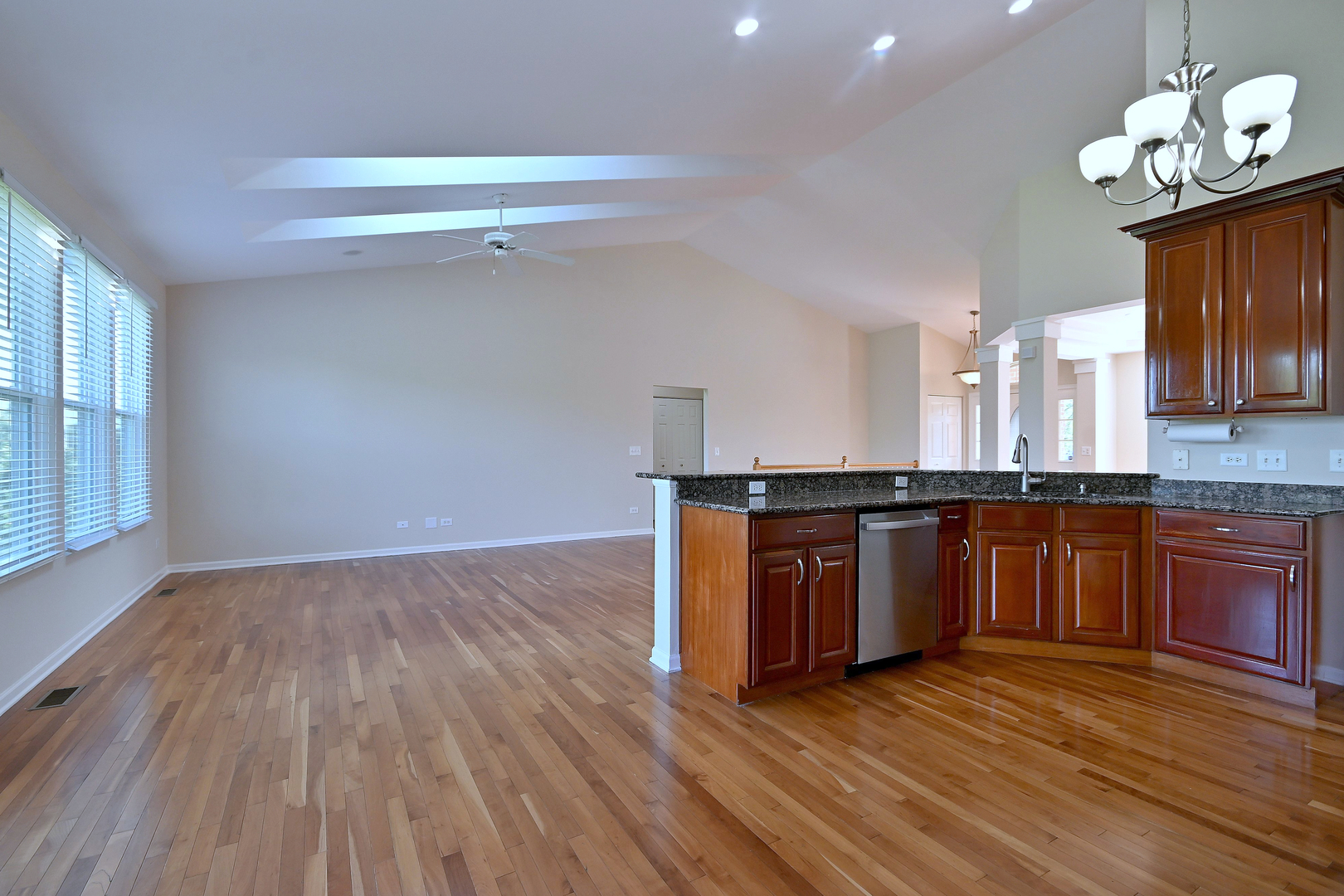 11819 Wolf Creek Lane Property Photo 21