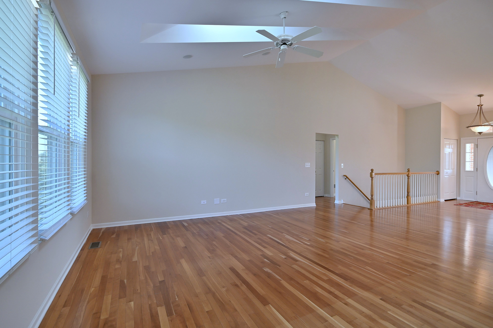 11819 Wolf Creek Lane Property Photo 22