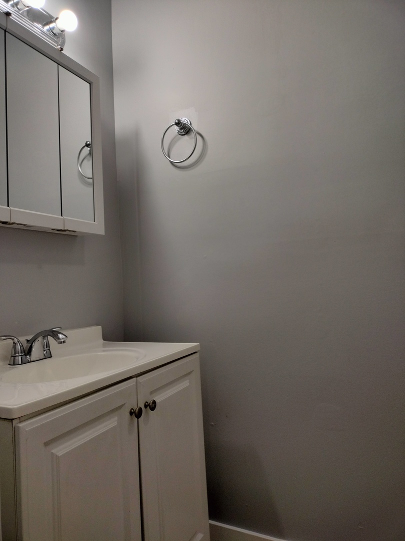 4802 S Winchester Avenue W Property Photo 10