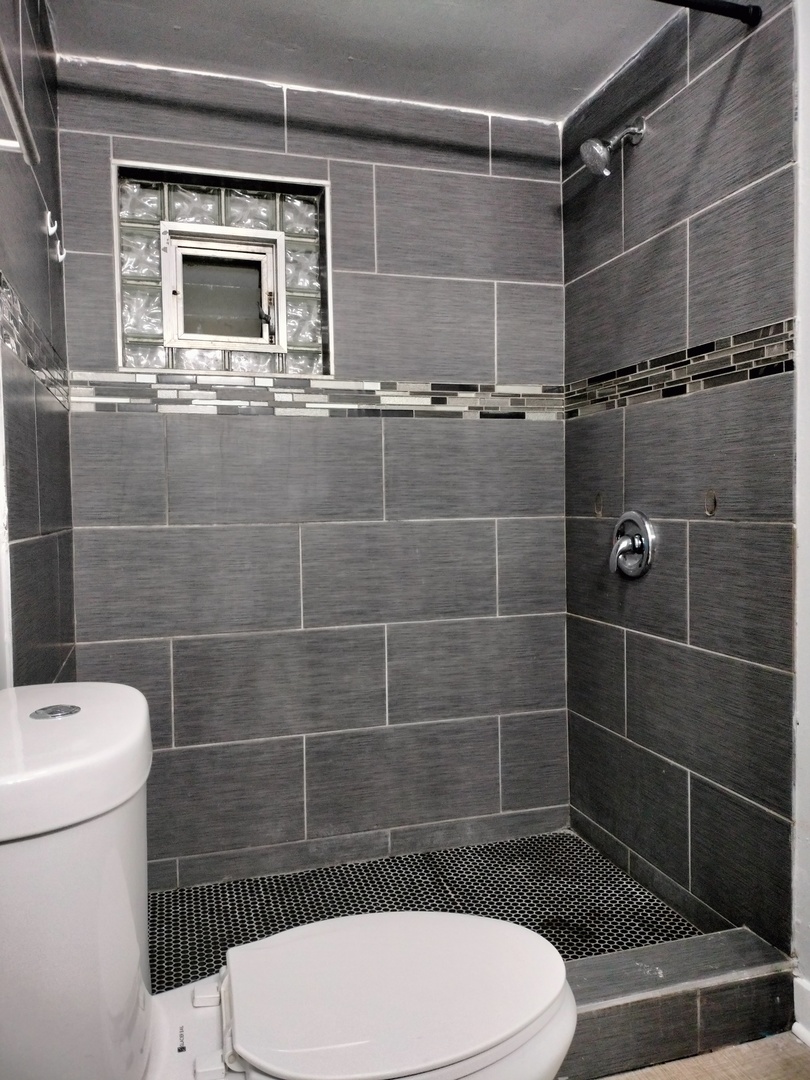 4802 S Winchester Avenue W Property Photo 11