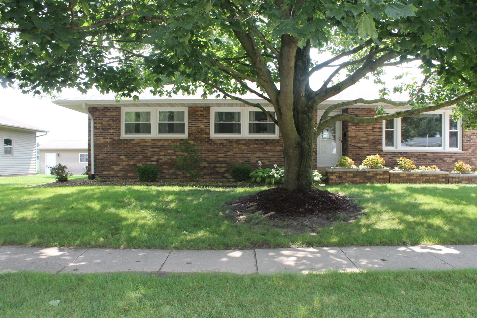 914 Cherry Drive Property Photo 5