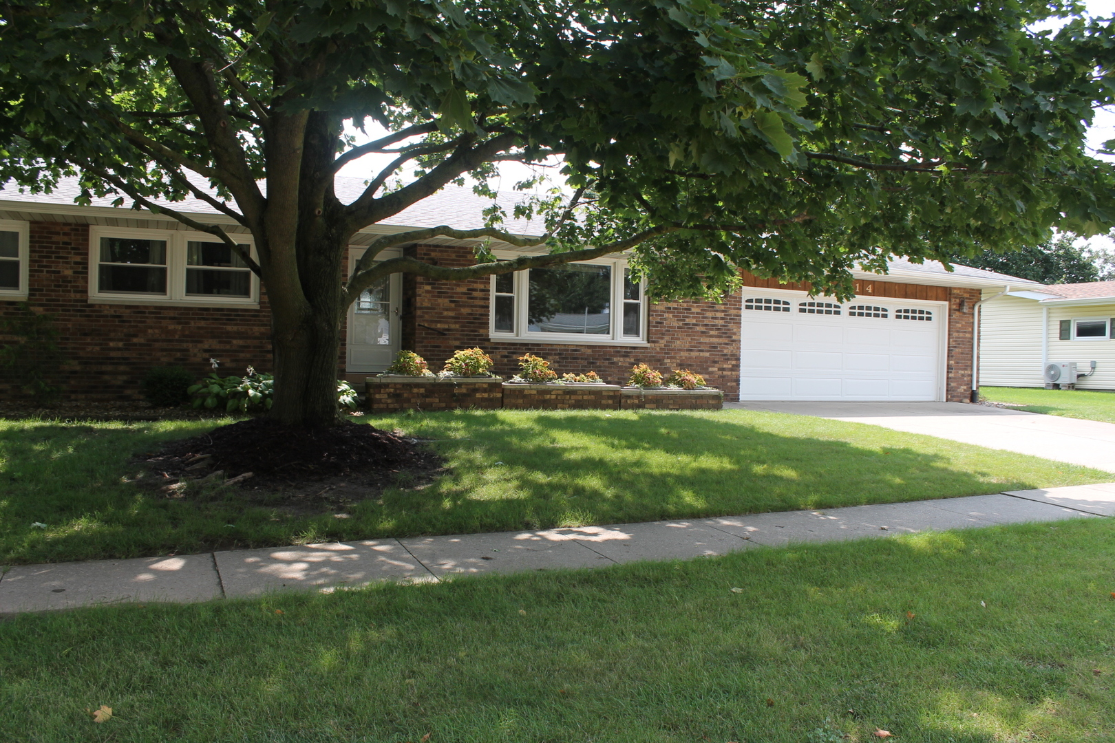 914 Cherry Drive Property Photo 6