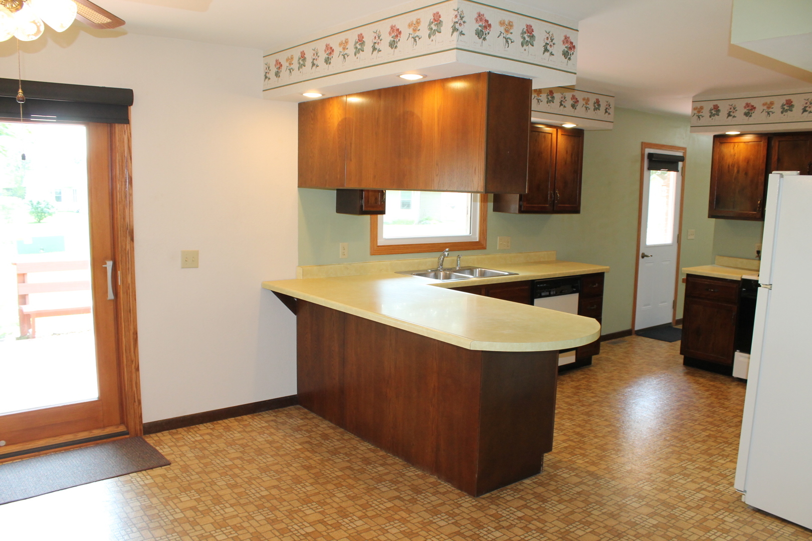 914 Cherry Drive Property Photo 27
