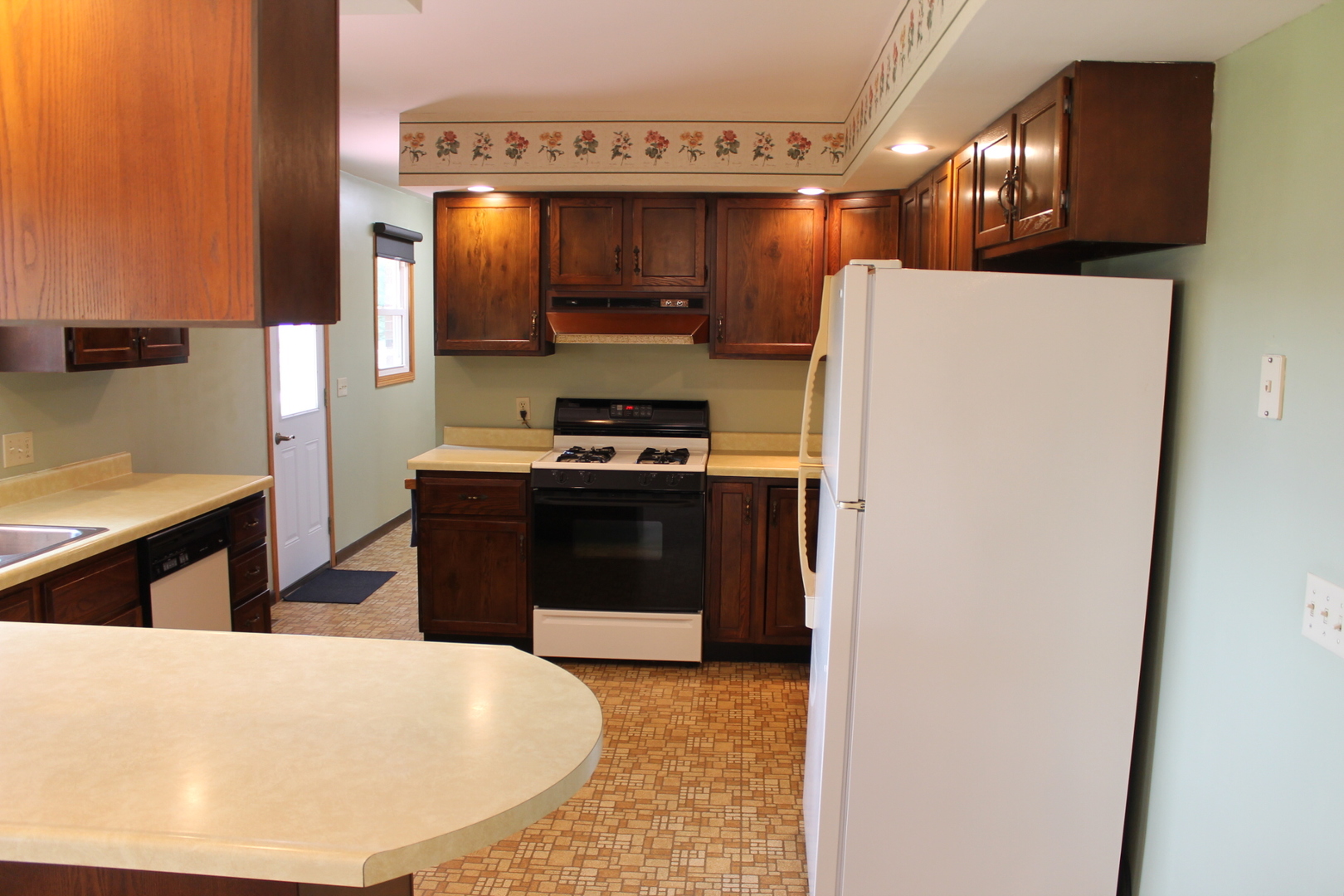 914 Cherry Drive Property Photo 28