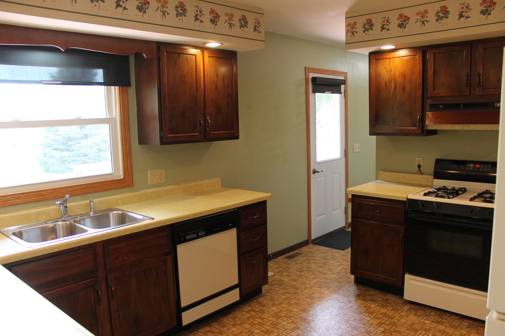 914 Cherry Drive Property Photo 29