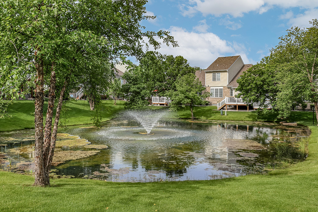 18106 Waterside Circle Property Photo 2