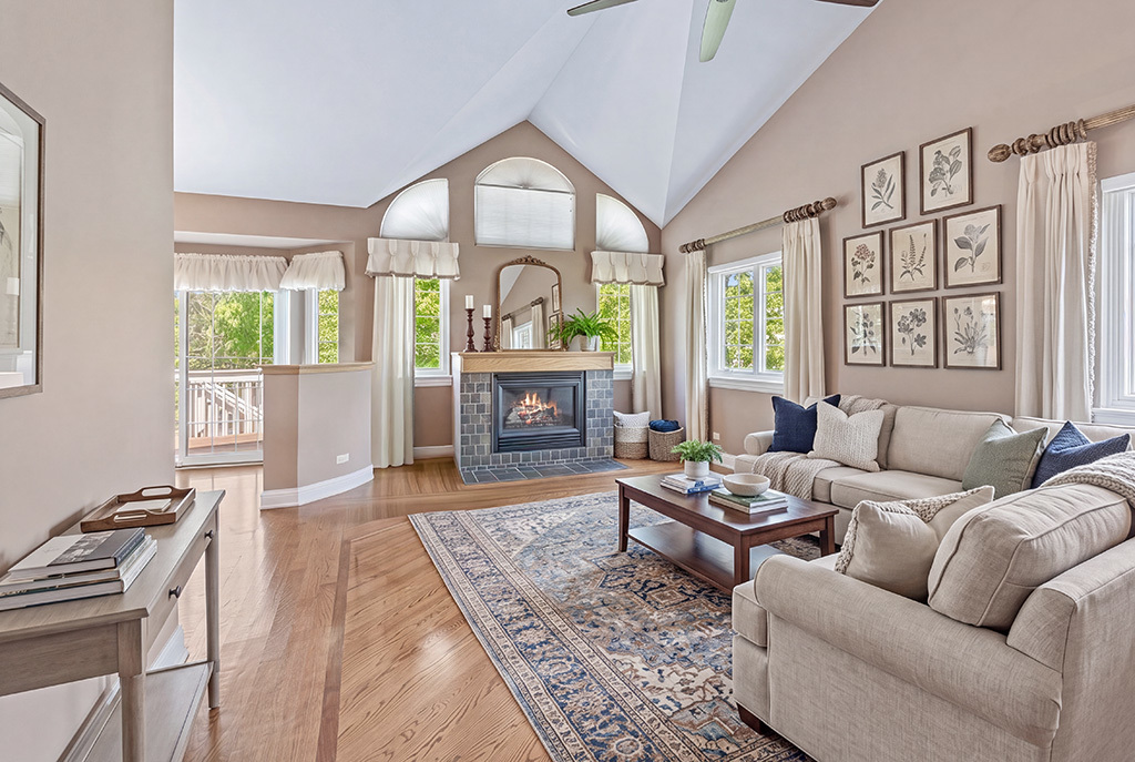 18106 Waterside Circle Property Photo 12