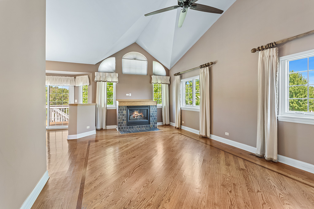 18106 Waterside Circle Property Photo 13