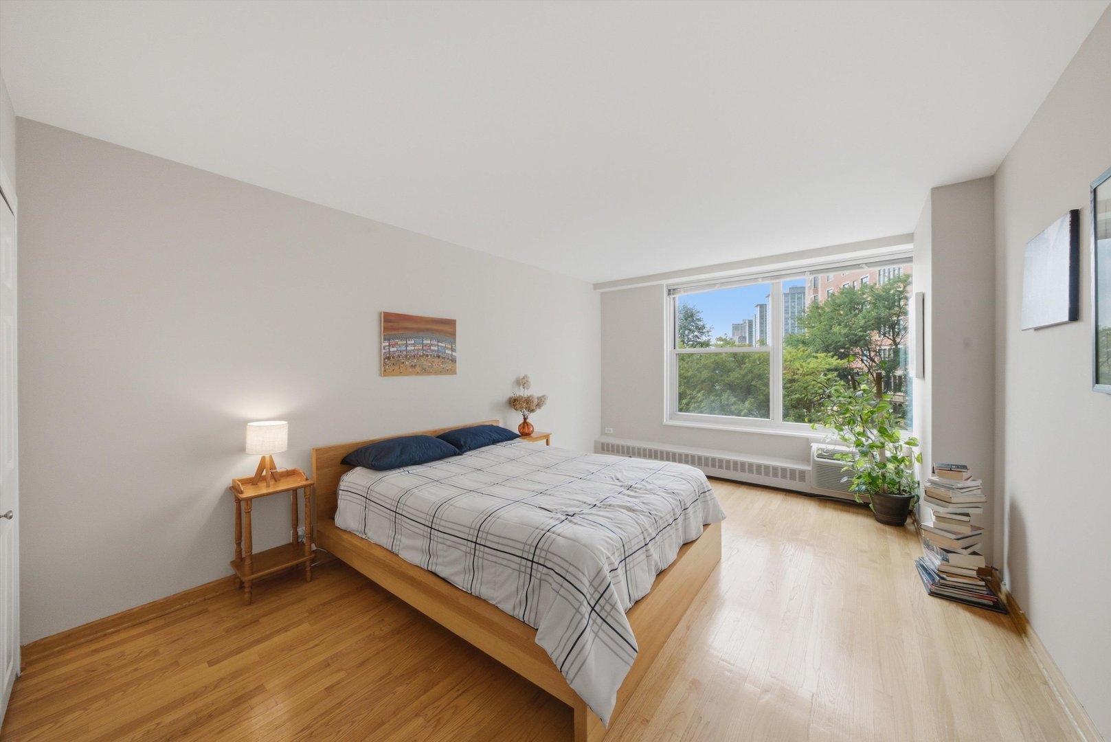 3900 N Lake Shore Drive 4b Property Photo 10