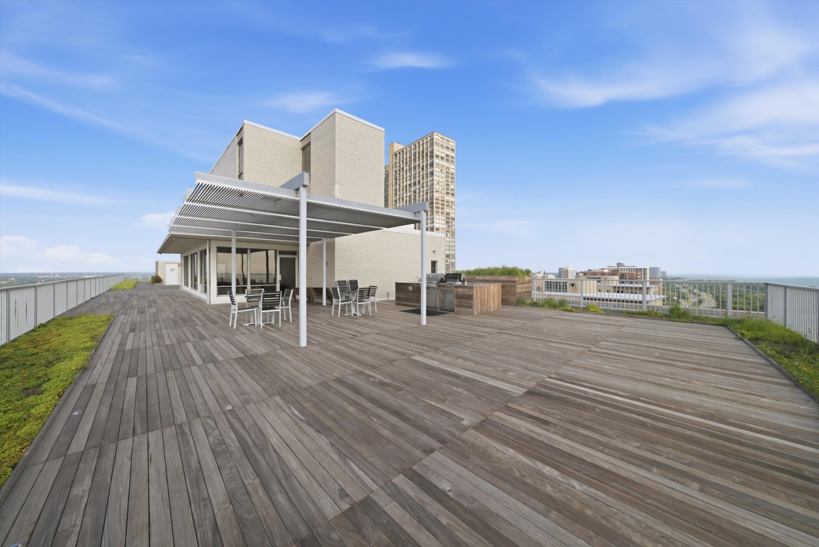 3900 N Lake Shore Drive 4b Property Photo 22