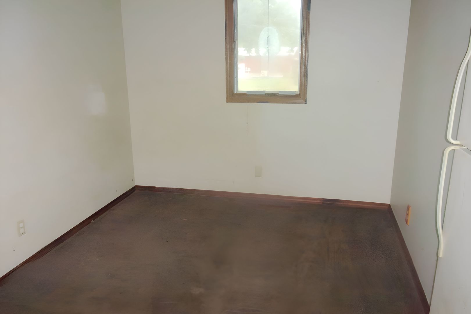312 E Spruce Street Property Photo 8