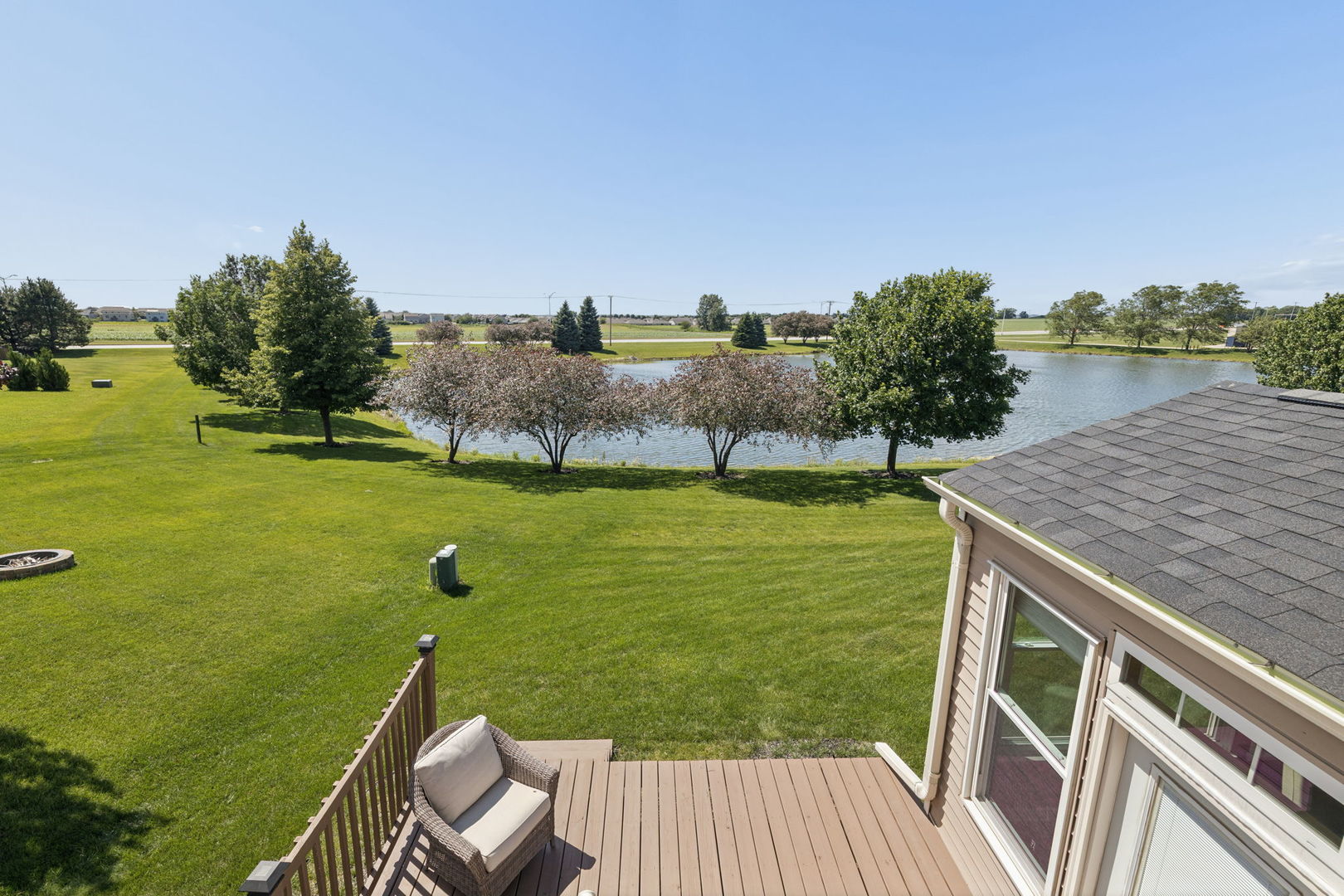 1905 Springside Drive Property Photo 3