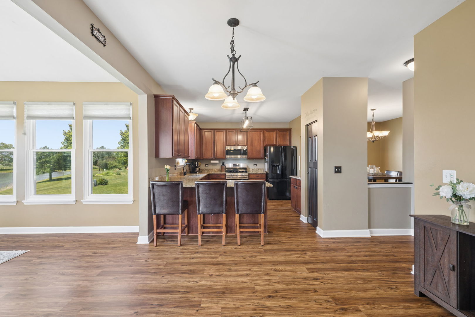 1905 Springside Drive Property Photo 6