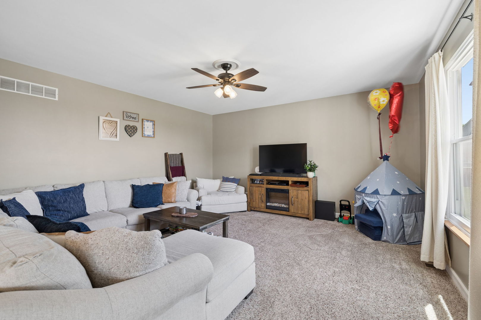1905 Springside Drive Property Photo 12