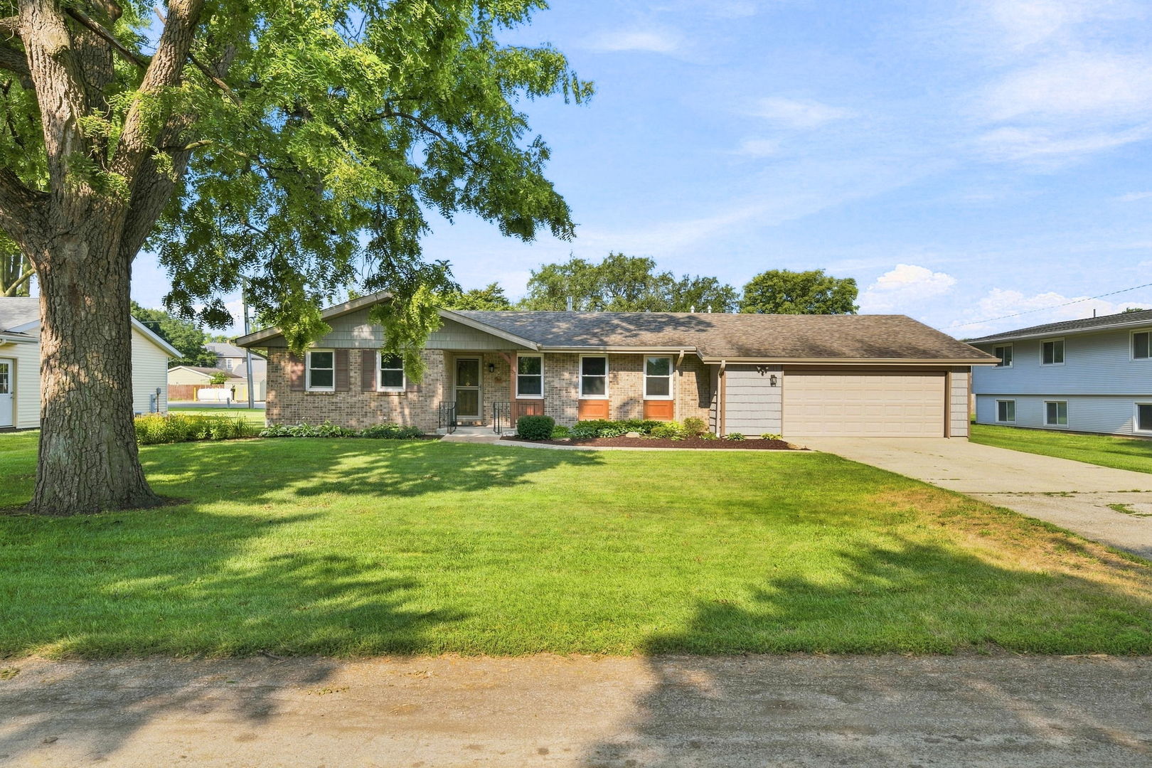 703 Hill Street Property Photo 1