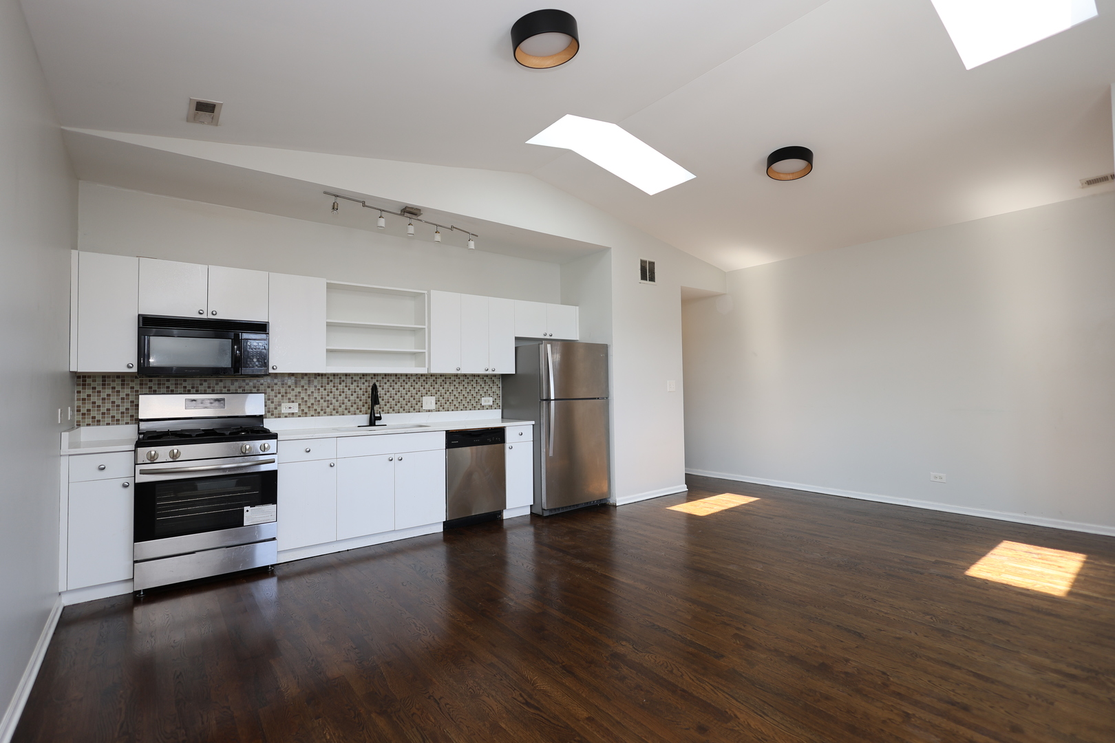 519 S Maplewood Avenue 4s Property Photo 3