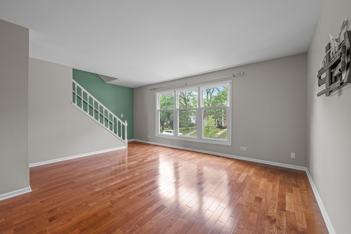 1015 Denham Place Property Photo 2