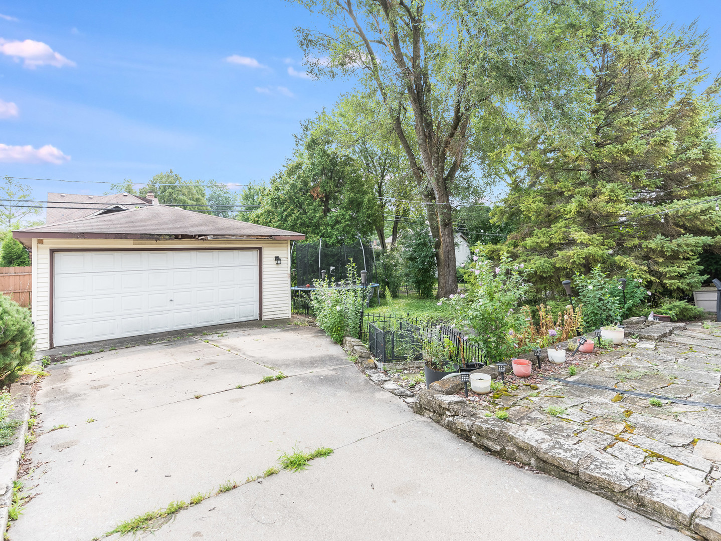 225 Pick Avenue Property Photo 22
