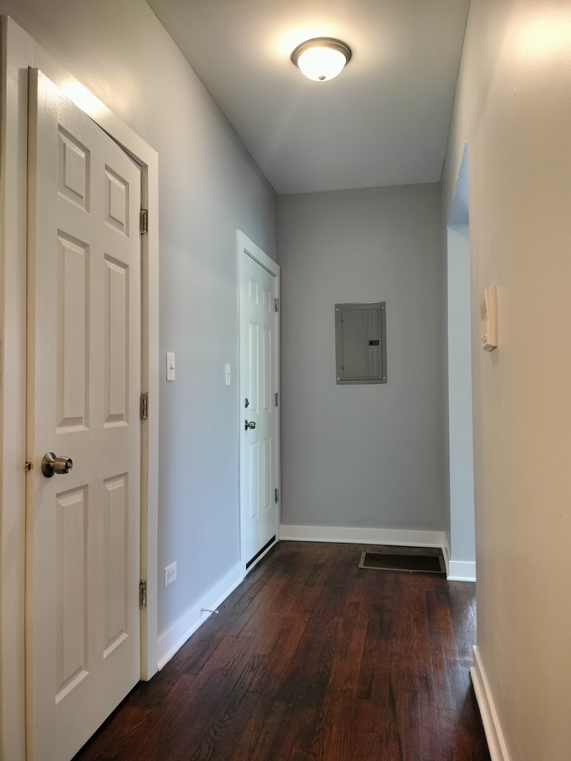 6601 S Bishop Street 6601-1 Property Photo 3