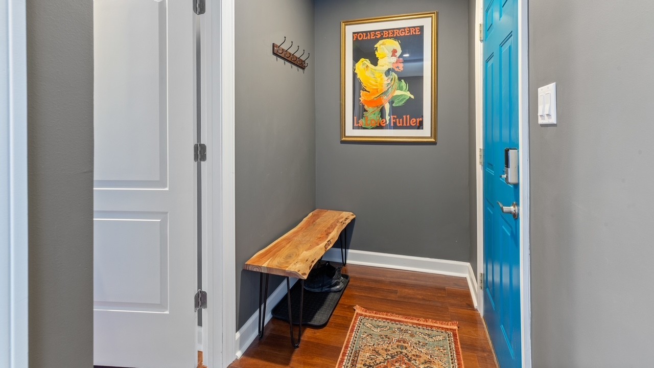 4323 Mann Street Property Photo 7