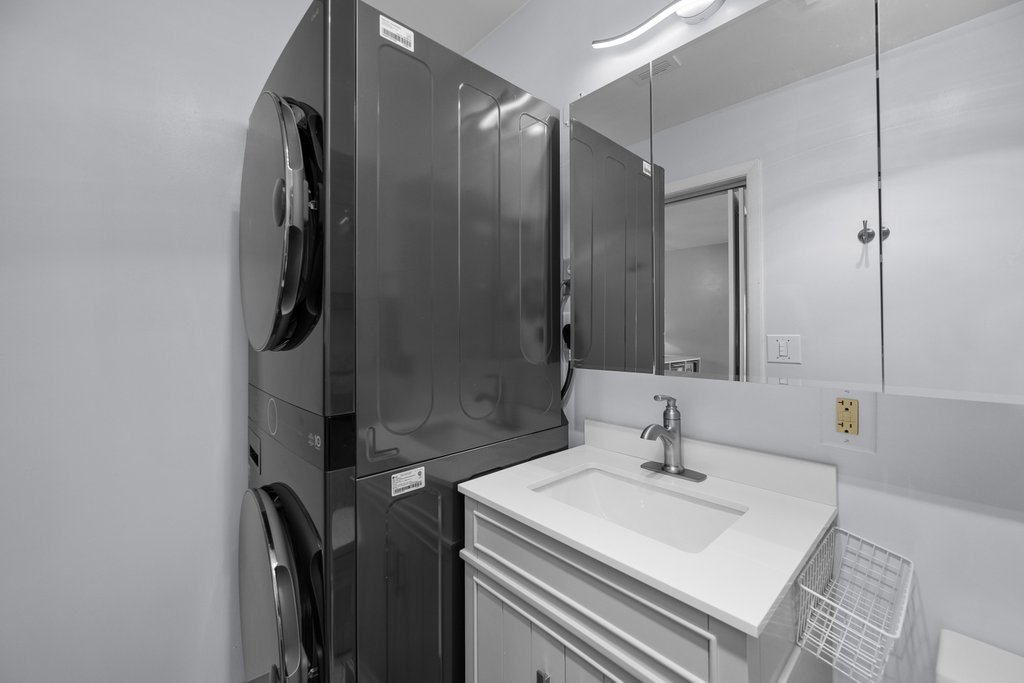 920 17th Street 34 Property Photo 5