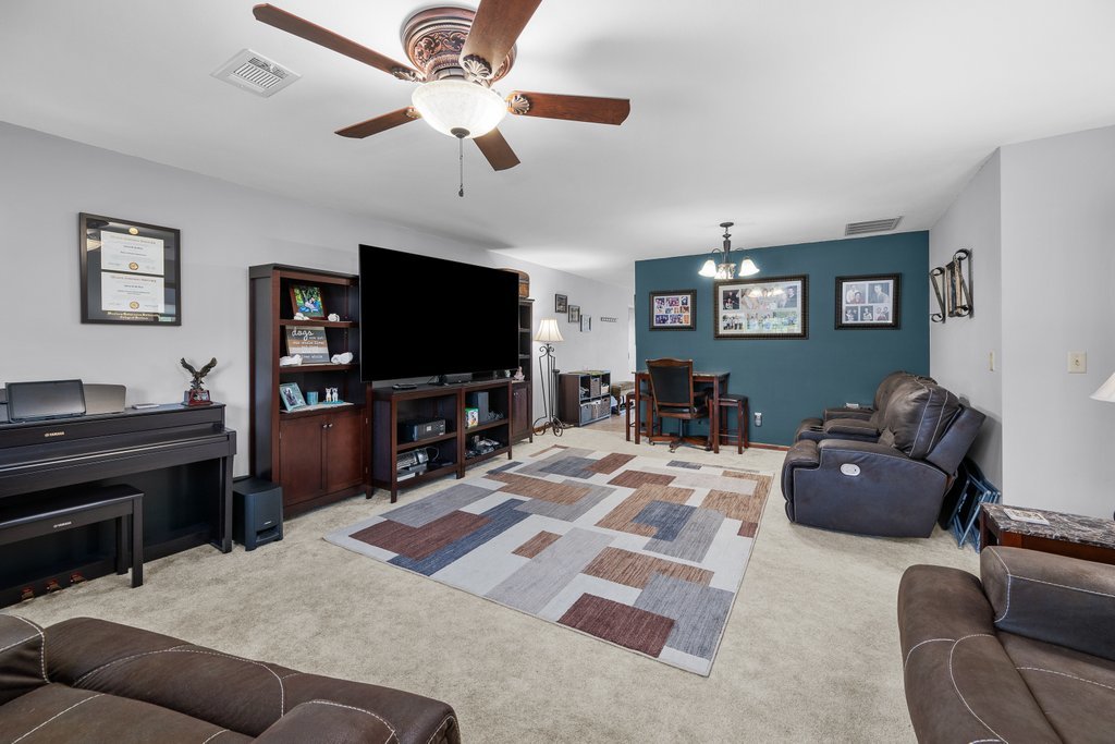 920 17th Street 34 Property Photo 6