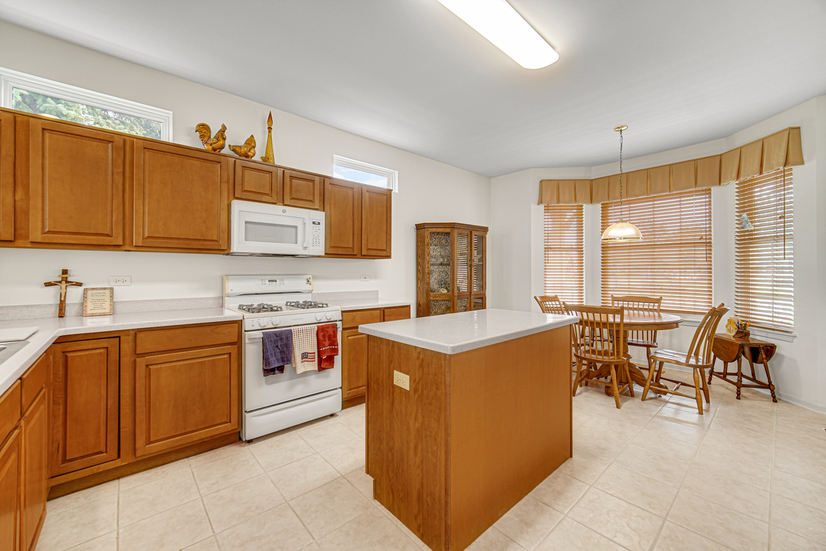 12824 Deer Meadow Lane Property Photo 6
